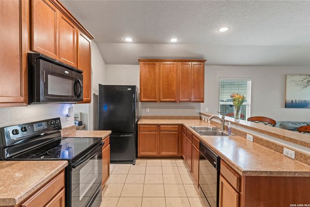 10002 SUN ML, San Antonio, TX 78254