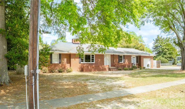 211 E Richland Street, Kershaw, SC 29067