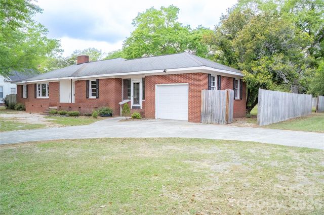 211 E Richland Street, Kershaw, SC 29067
