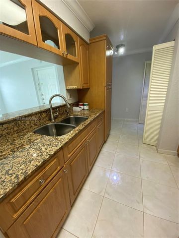 17500 NW 67th Pl F-4, Hialeah, FL 33015