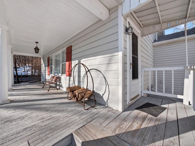 325 Haverstraw Road, Montebello, NY 10901