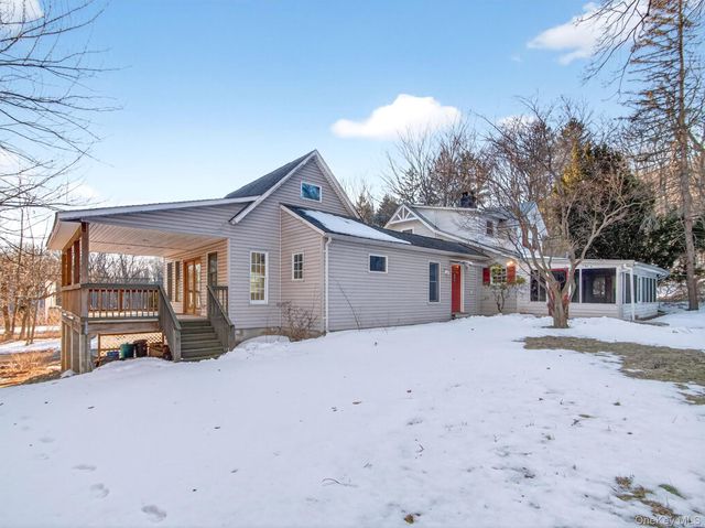 325 Haverstraw Road, Montebello, NY 10901