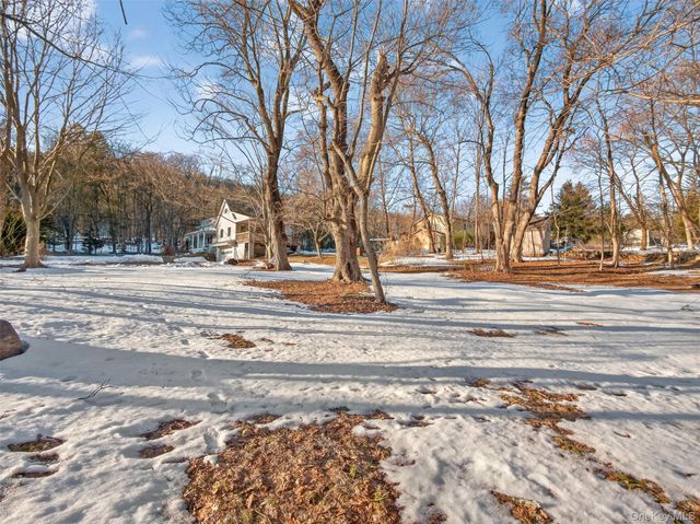 325 Haverstraw Road, Montebello, NY 10901