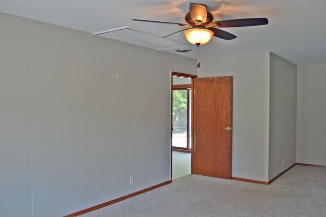 2956 W 75th Lane, Merrillville, IN 46410