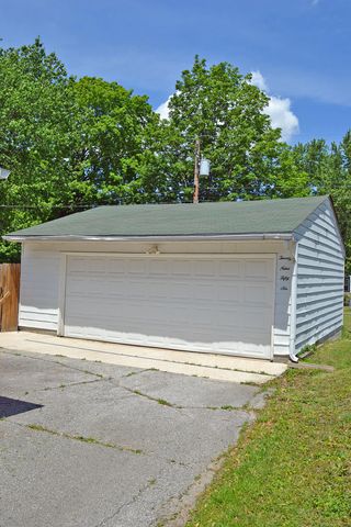 2956 W 75th Lane, Merrillville, IN 46410