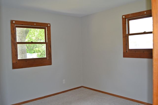 2956 W 75th Lane, Merrillville, IN 46410