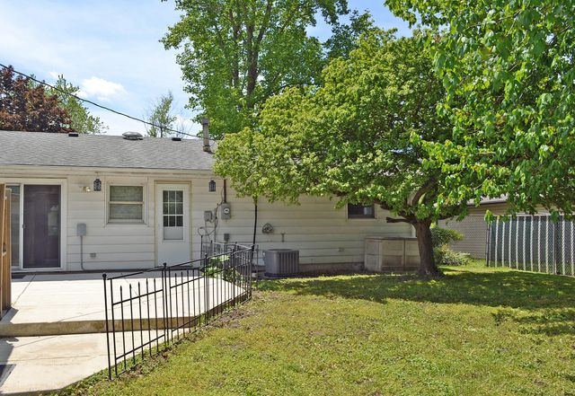2956 W 75th Lane, Merrillville, IN 46410
