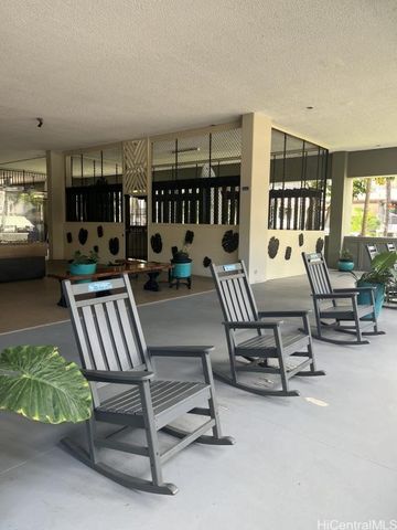 2240 Kuhio Avenue 1005, Honolulu, HI 96815