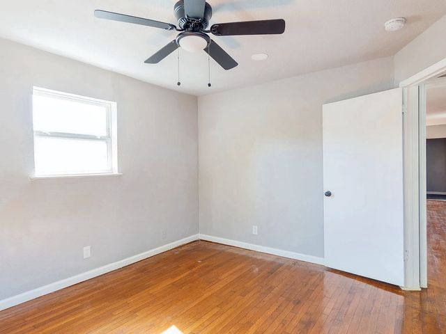 4200 Kenwood Court B, Fort Worth, TX 76103