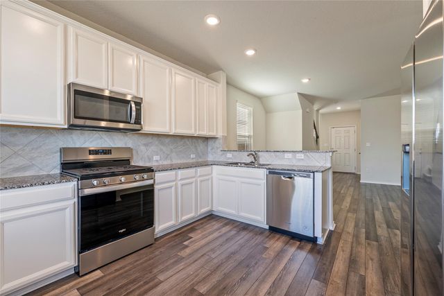 420 Bella Luna WAY, Liberty Hill, TX 78642