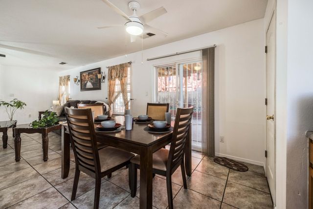 483 Ridge Stone Drive SW, Albuquerque, NM 87121