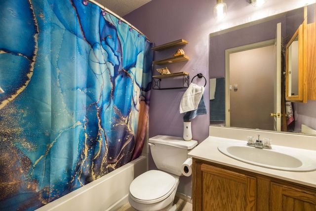 483 Ridge Stone Drive SW, Albuquerque, NM 87121