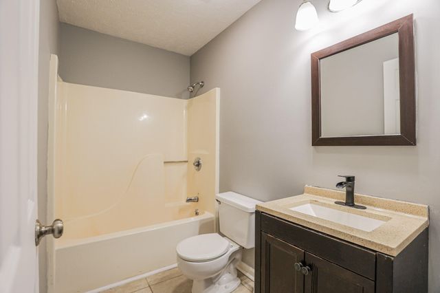 6415 Waid Circle, Paducah, KY 42001