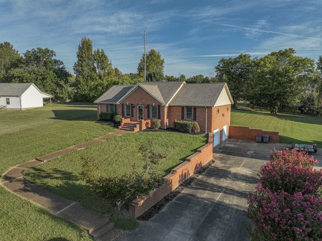 6415 Waid Circle, Paducah, KY 42001