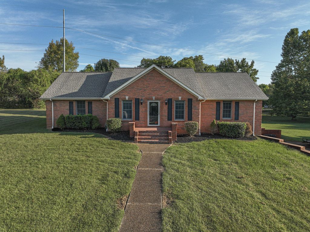 6415 Waid Circle, Paducah, KY 42001