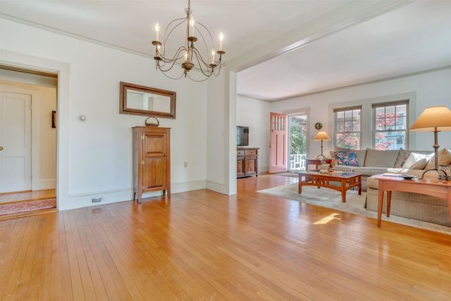 173 Winnacunnet Road, Hampton, NH 03842