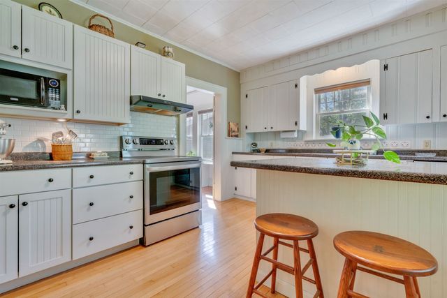 173 Winnacunnet Road, Hampton, NH 03842