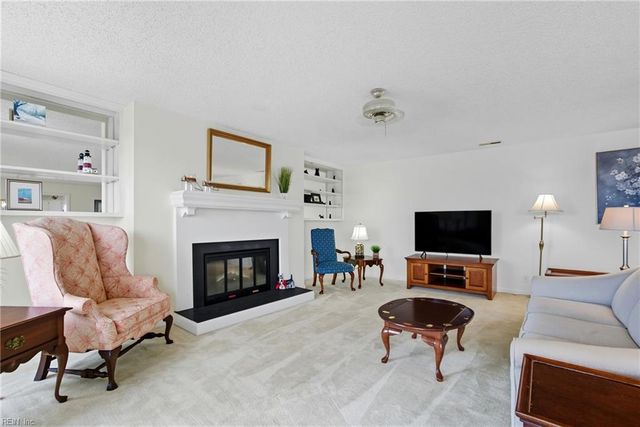 4257 Hatton Point Ln Unit 44, Portsmouth, VA 23703