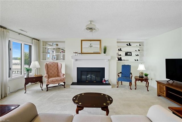 4257 Hatton Point Ln Unit 44, Portsmouth, VA 23703