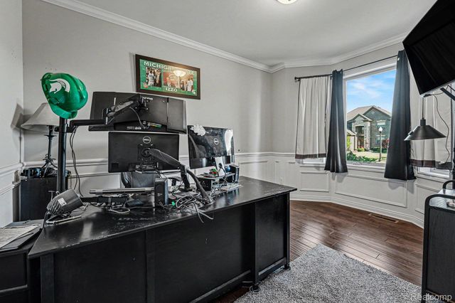 17198 Chianti Court, Macomb Township, MI 48042