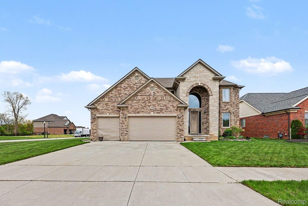 17198 Chianti Court, Macomb Township, MI 48042