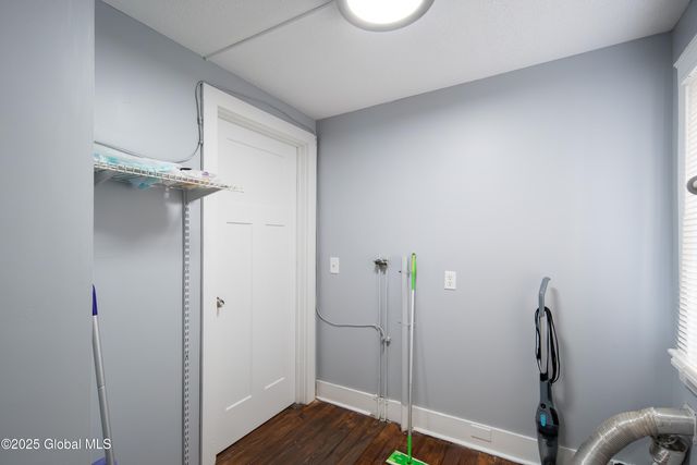 17 7th Street, Watervliet, NY 12189