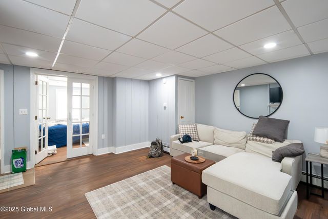 17 7th Street, Watervliet, NY 12189