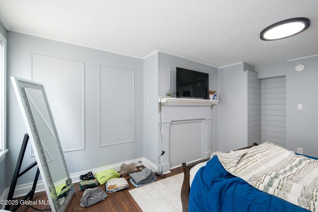 17 7th Street, Watervliet, NY 12189