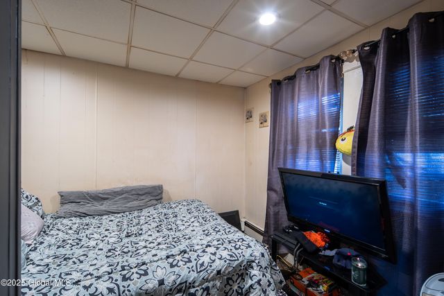 17 7th Street, Watervliet, NY 12189