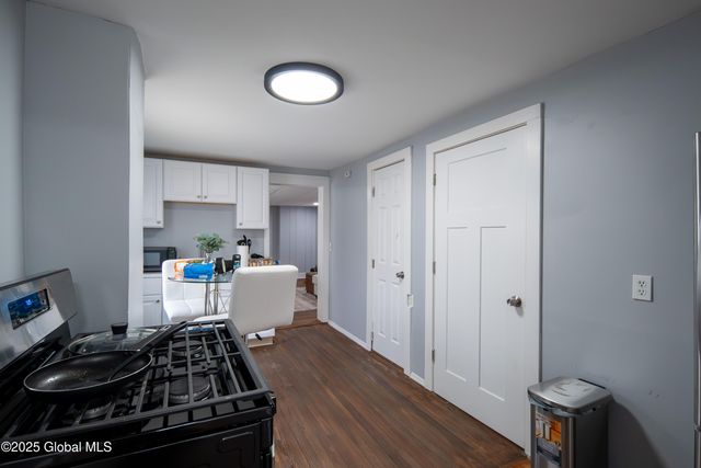 17 7th Street, Watervliet, NY 12189