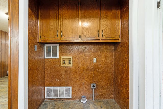 1363 Pine Bluff Street, Paris, TX 75460