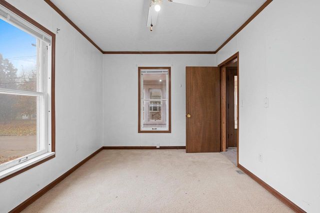 1318 BABBITZ AVENUE, Oshkosh, WI 54901