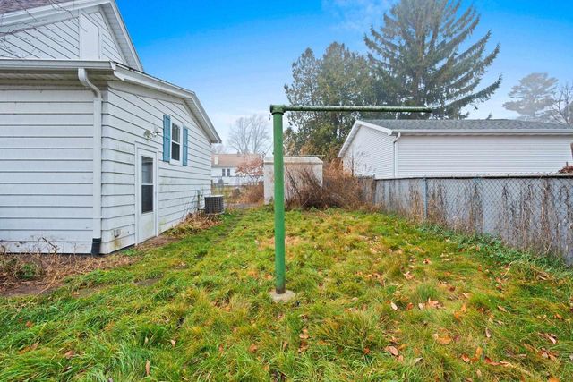 1318 BABBITZ AVENUE, Oshkosh, WI 54901