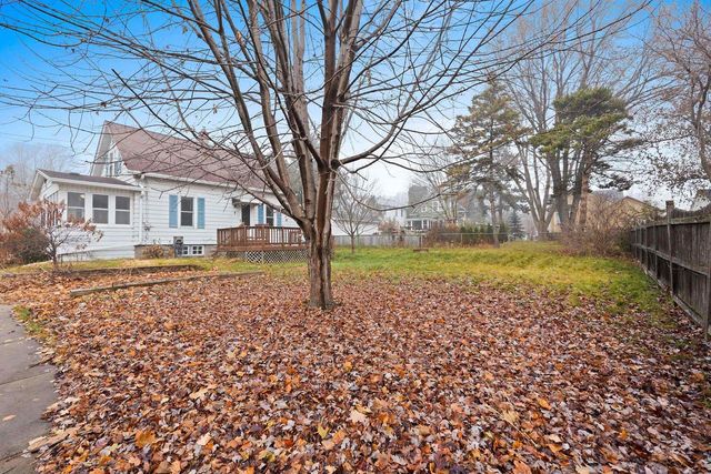 1318 BABBITZ AVENUE, Oshkosh, WI 54901