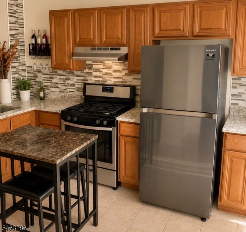 25 Holland St, Newark City, NJ 07103 — photo 3