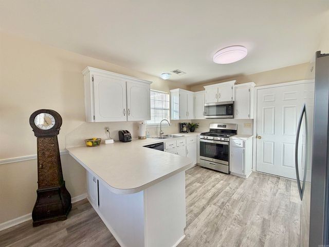 21 Silverado Court, Cabot, AR 72023