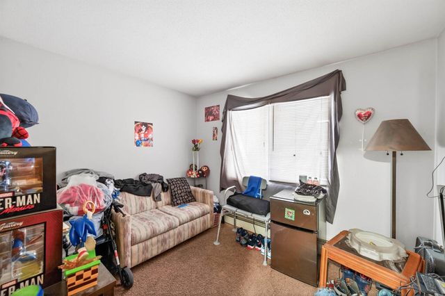 2725 Virginia Avenue N, New Hope, MN 55427