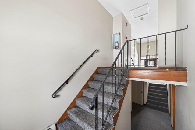 2725 Virginia Avenue N, New Hope, MN 55427