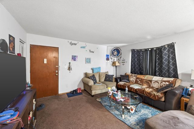 2725 Virginia Avenue N, New Hope, MN 55427