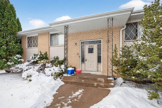 2725 Virginia Avenue N, New Hope, MN 55427