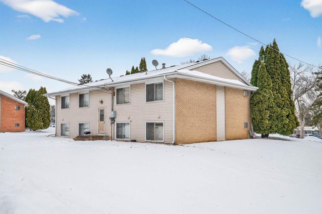 2725 Virginia Avenue N, New Hope, MN 55427