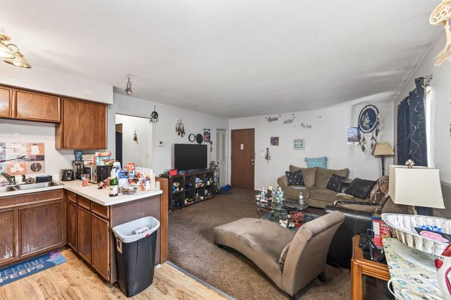 2725 Virginia Avenue N, New Hope, MN 55427