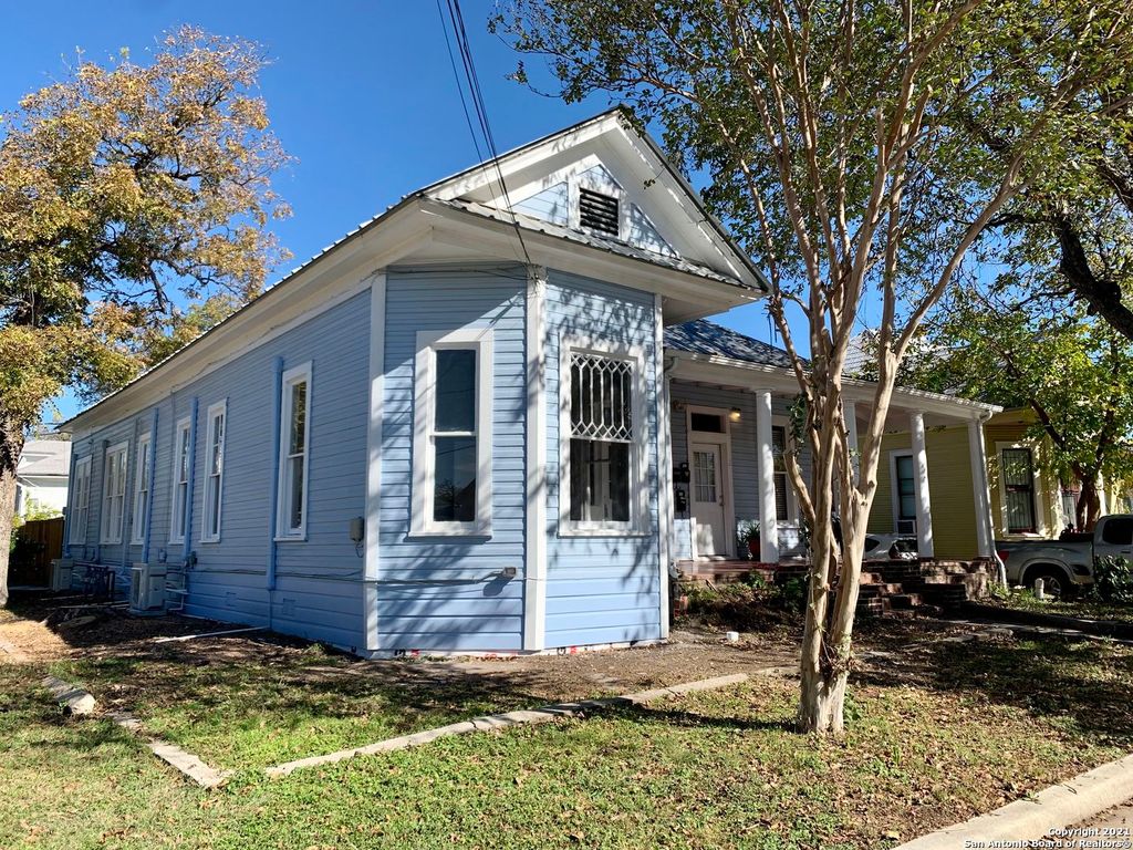 203 Devine St Apt 1, San Antonio, TX 78210