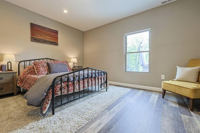 876 Madison Ridge Road, Lawrenceburg, IN 47025