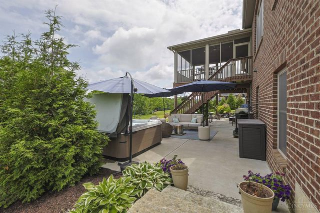 876 Madison Ridge Road, Lawrenceburg, IN 47025