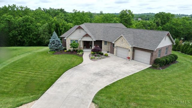 876 Madison Ridge Road, Lawrenceburg, IN 47025
