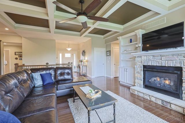 876 Madison Ridge Road, Lawrenceburg, IN 47025