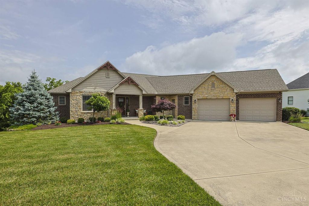876 Madison Ridge Road, Lawrenceburg, IN 47025