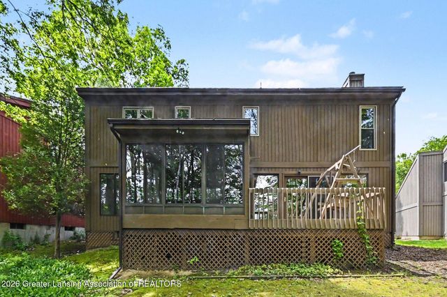 1135 Woodwind Trail, Haslett, MI 48840
