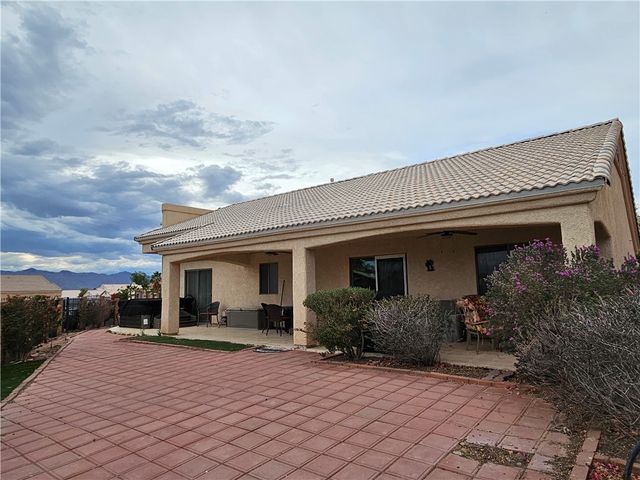 2084 E Crystal Drive, Fort Mohave, AZ 86426